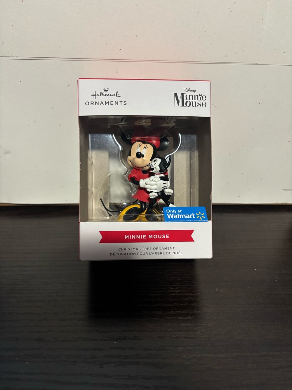 Hallmark Minnie Mouse and her cat ornament
